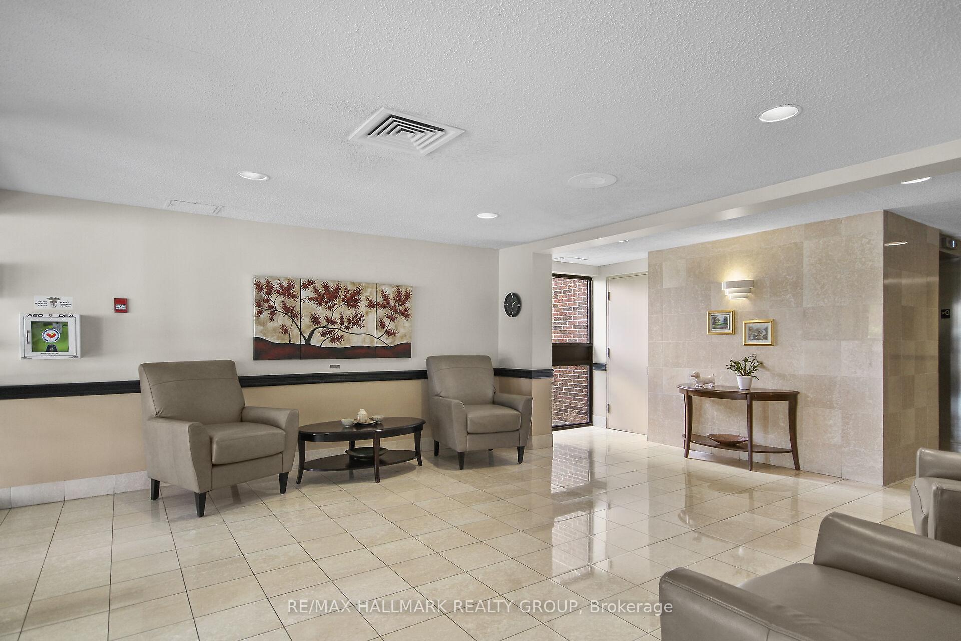 Photo 16 of Unit 210, 1505 Baseline Road, Ottawa, Copeland Park — HOMEH