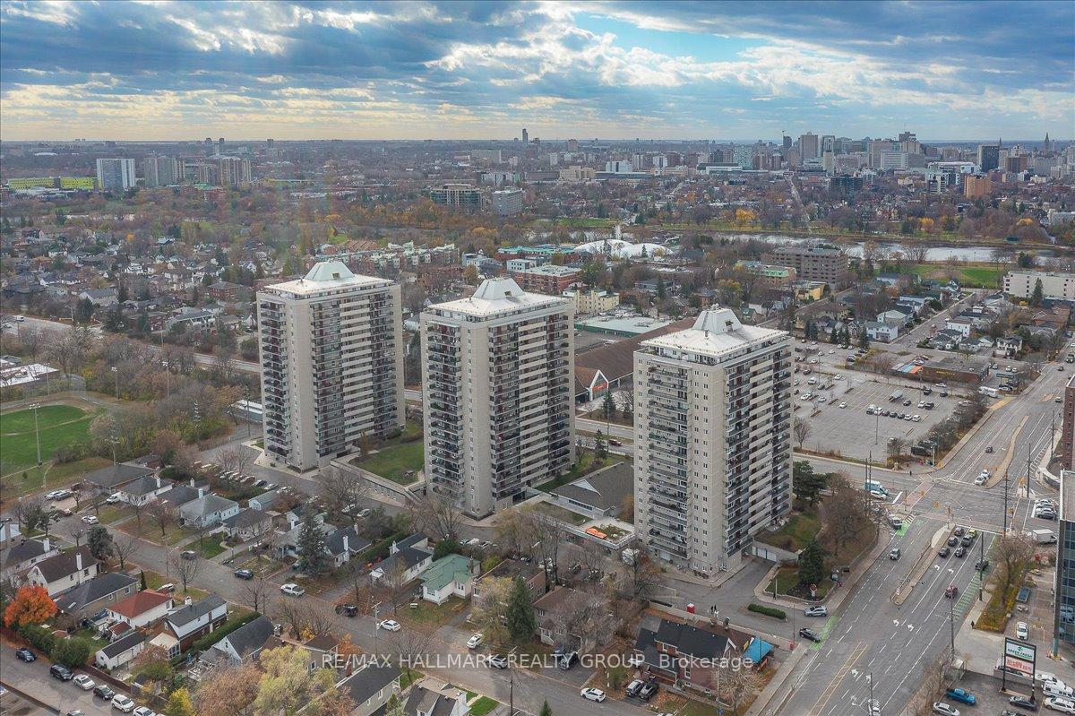 Front of Unit 801, 158B McArthur Avenue