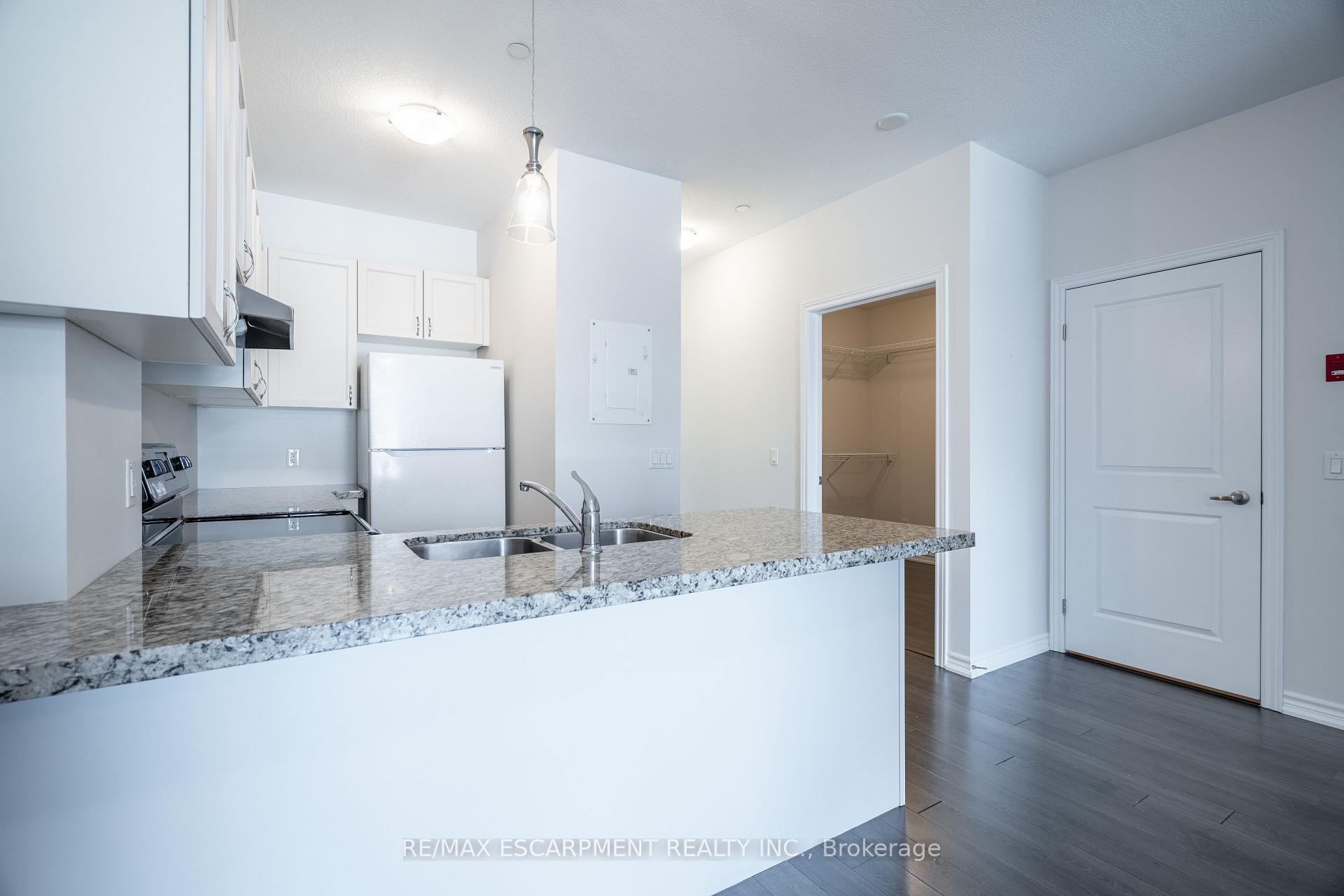 Photo 30 of Unit 204, 95 Wilson Street W, Hamilton, Ancaster — HOMEH