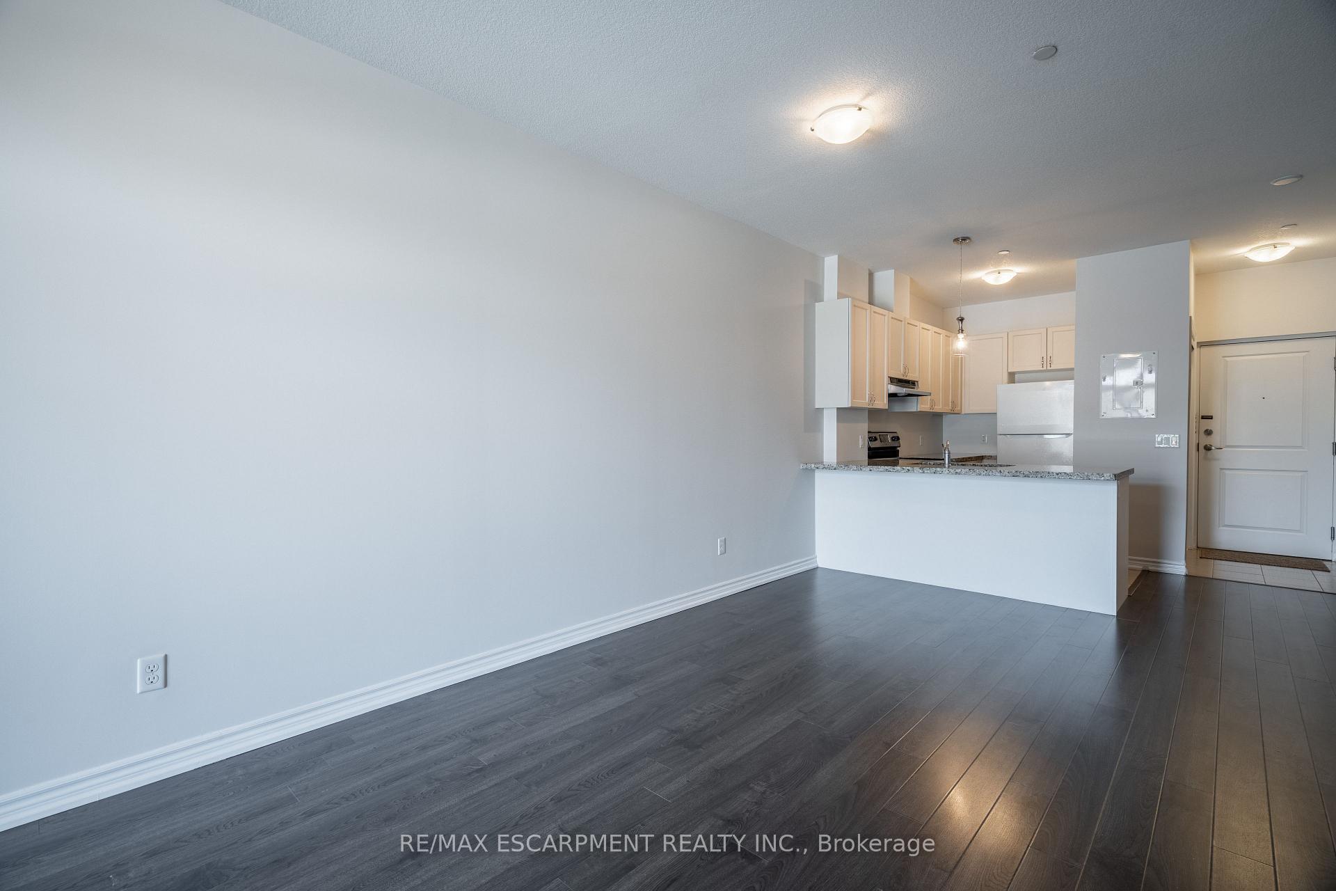 Photo 19 of Unit 204, 95 Wilson Street W, Hamilton, Ancaster — HOMEH