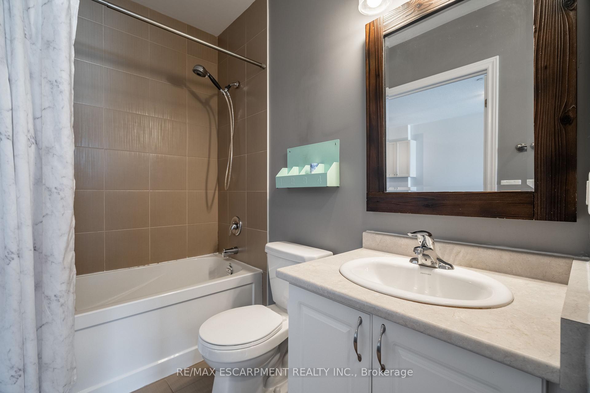 Photo 21 of Unit 204, 95 Wilson Street W, Hamilton, Ancaster — HOMEH