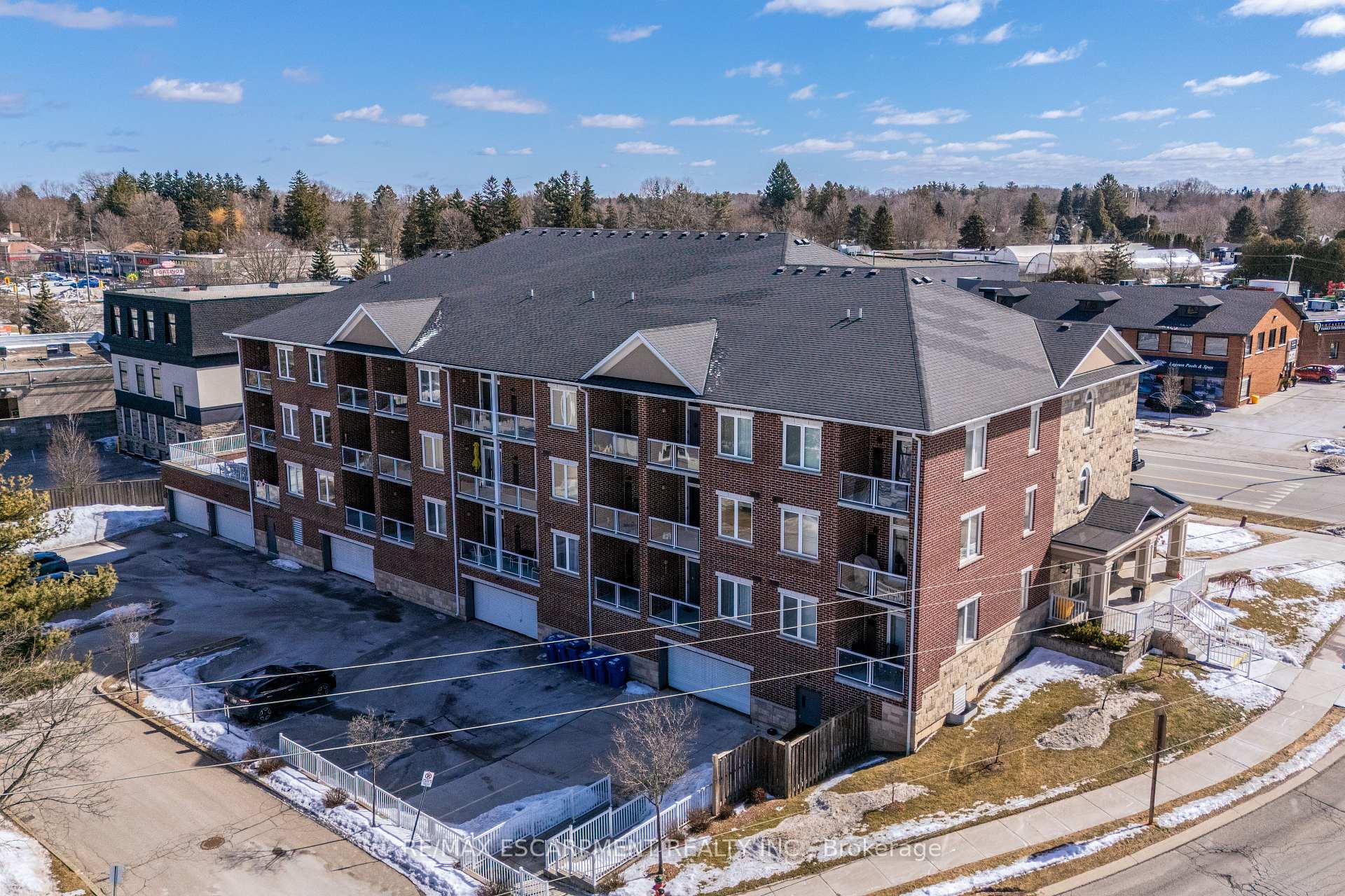 Photo 39 of Unit 204, 95 Wilson Street W, Hamilton, Ancaster — HOMEH