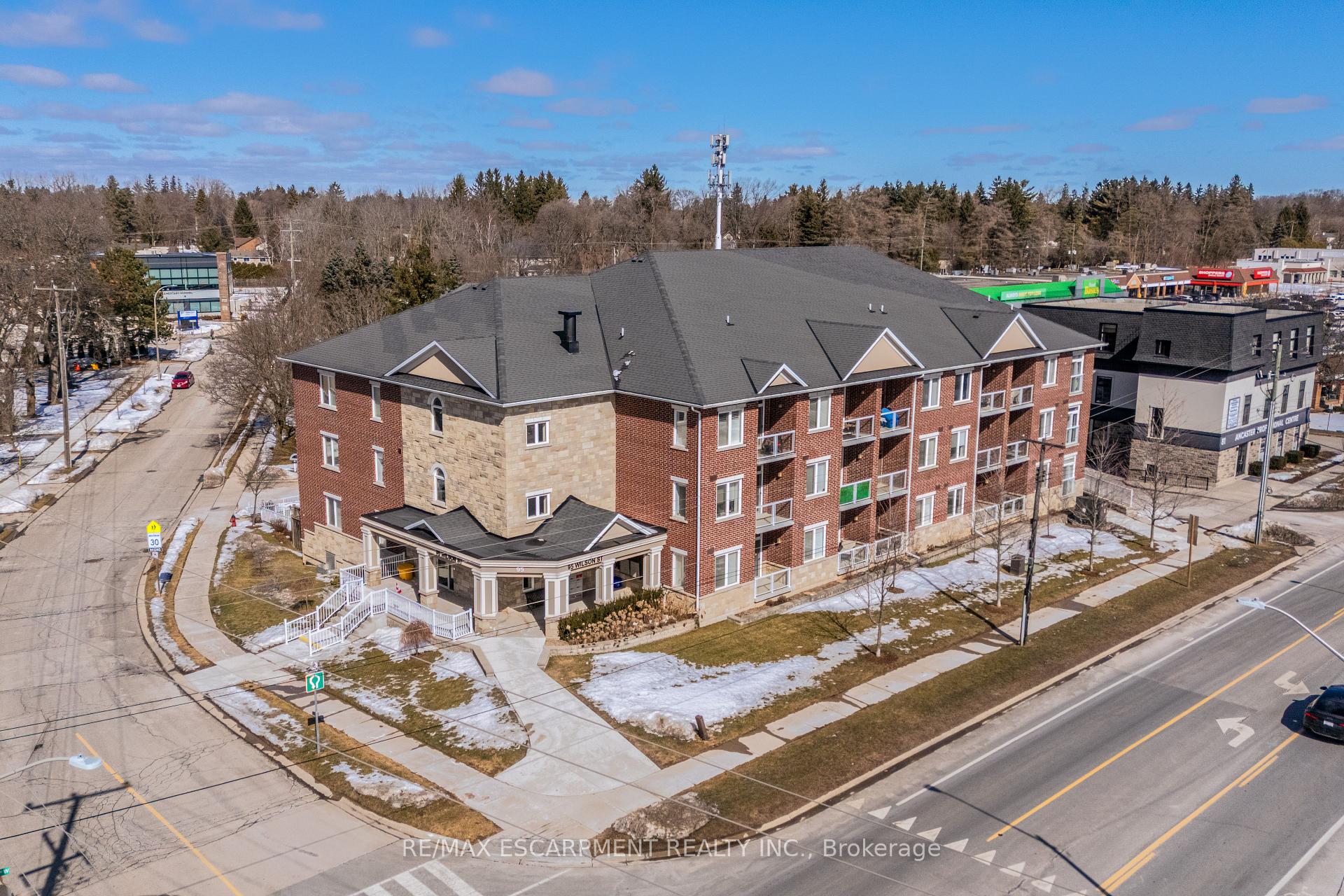 Photo 31 of Unit 204, 95 Wilson Street W, Hamilton, Ancaster — HOMEH