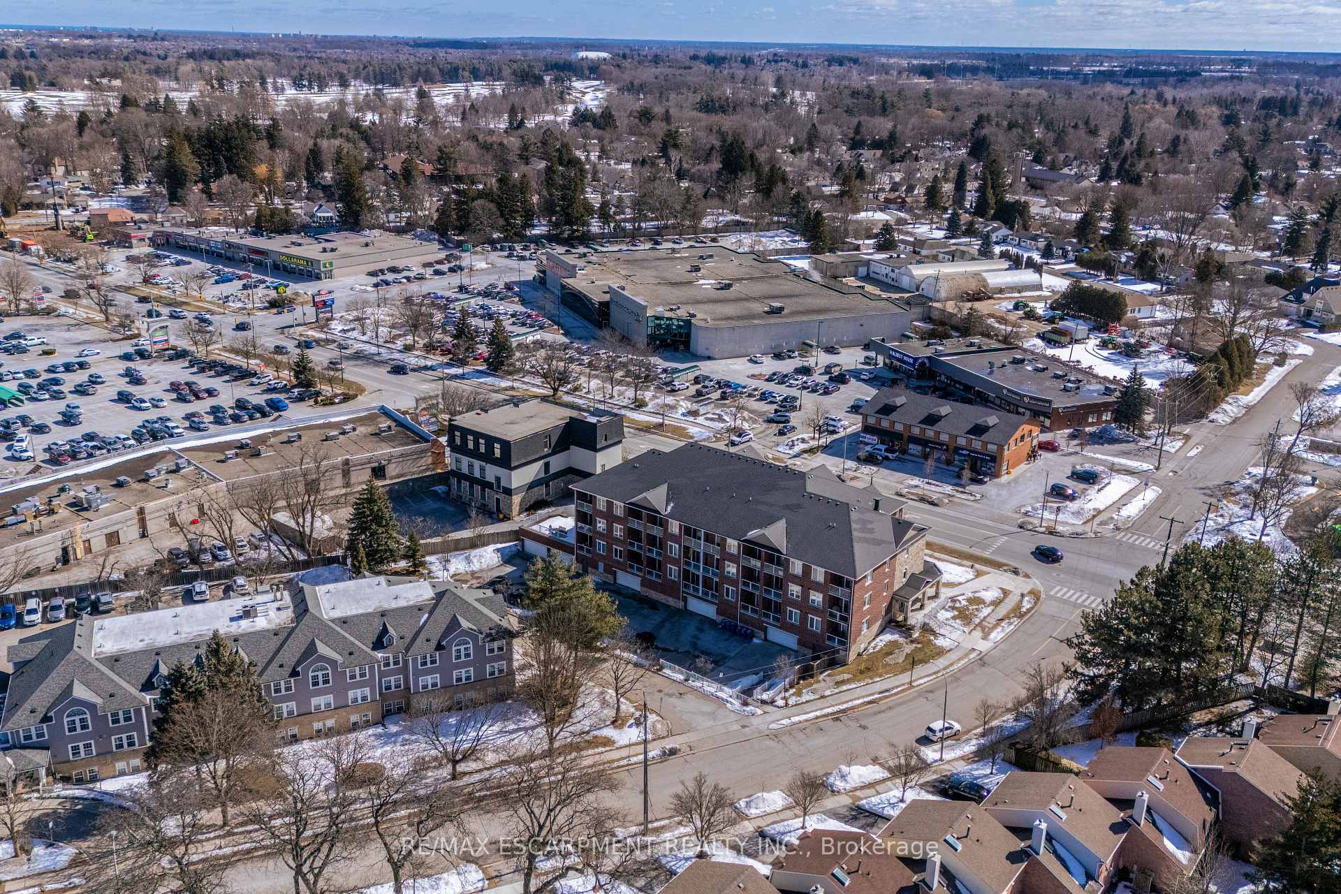 Photo 42 of Unit 204, 95 Wilson Street W, Hamilton, Ancaster — HOMEH