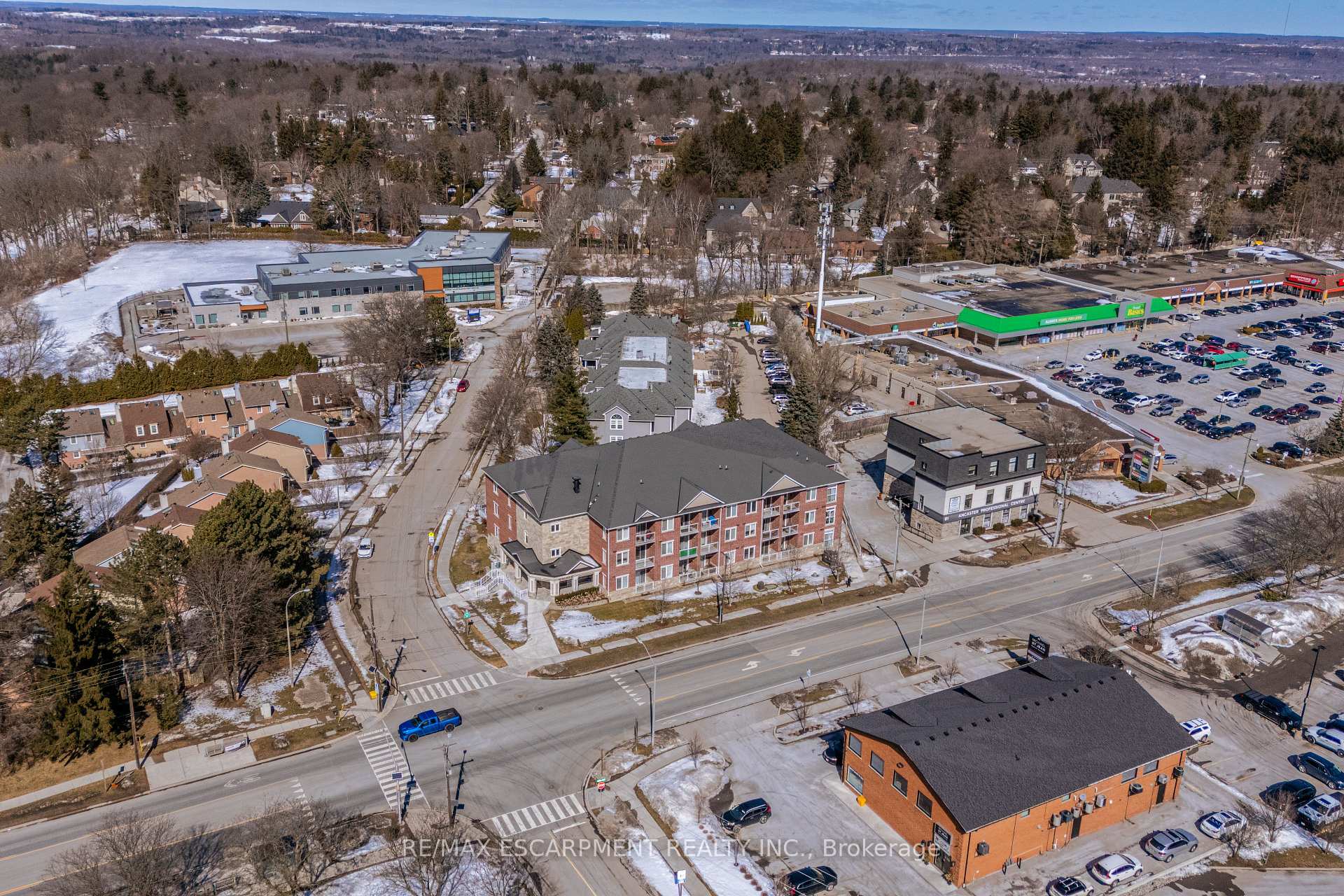 Photo 17 of Unit 204, 95 Wilson Street W, Hamilton, Ancaster — HOMEH