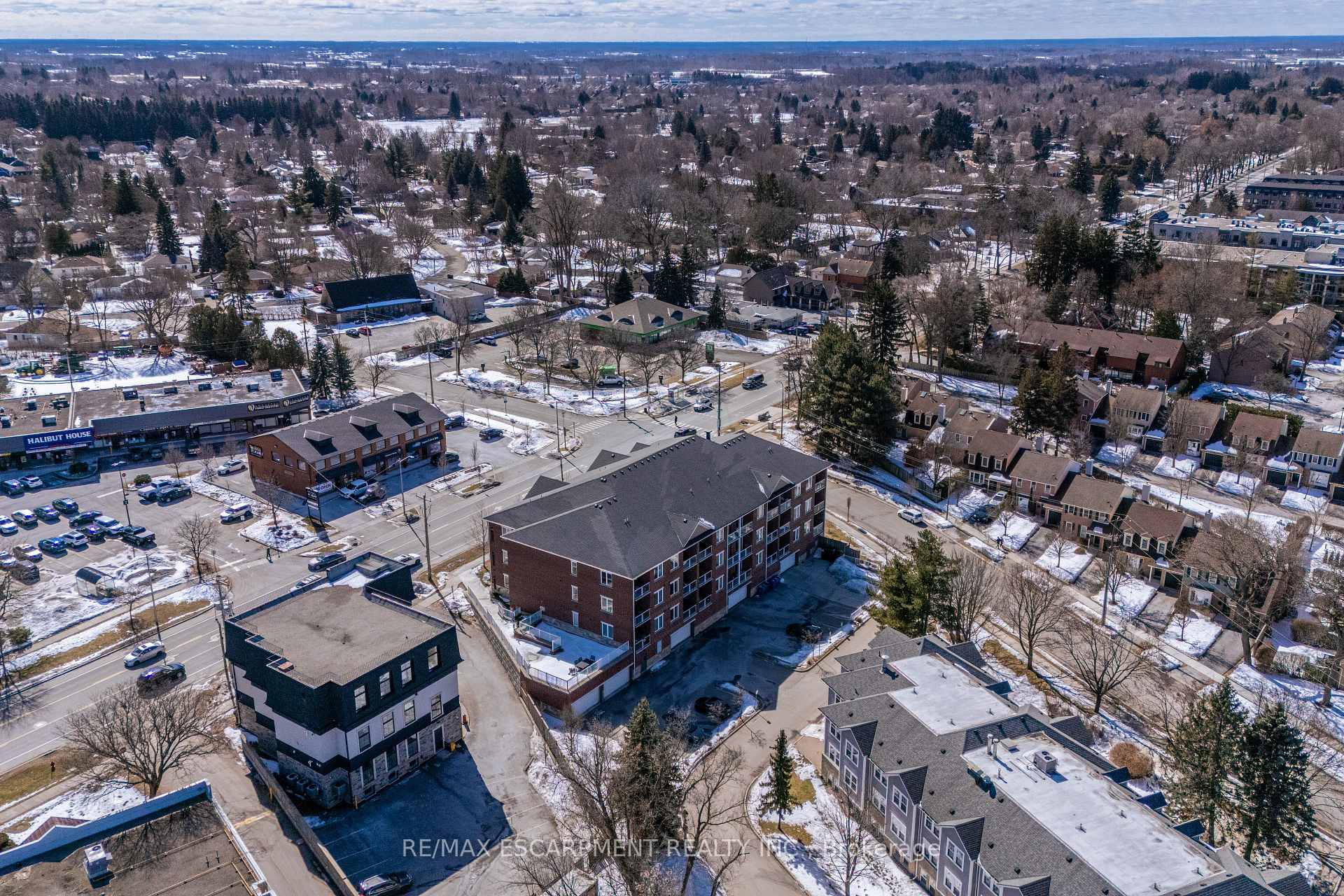 Photo 36 of Unit 204, 95 Wilson Street W, Hamilton, Ancaster — HOMEH