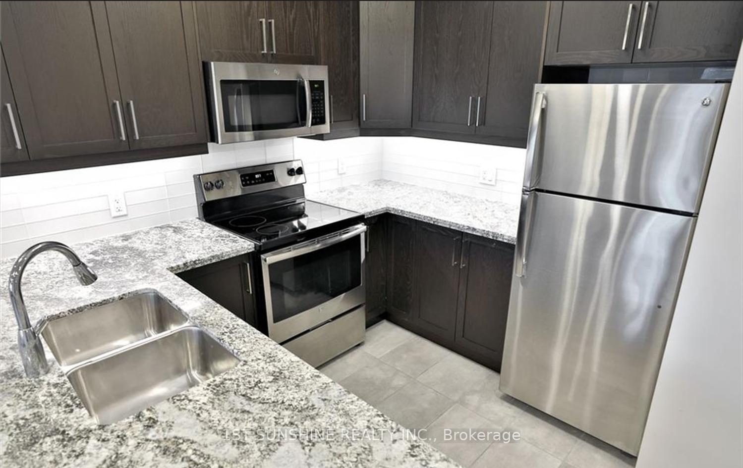 Photo 9 of Unit 423, 112 King Street E, Hamilton, Central — HOMEH