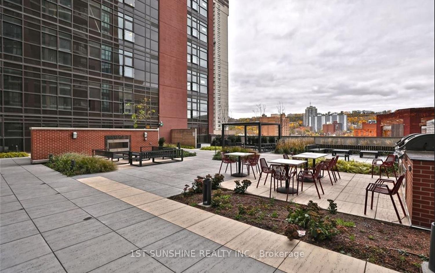 Photo 14 of Unit 423, 112 King Street E, Hamilton, Central — HOMEH