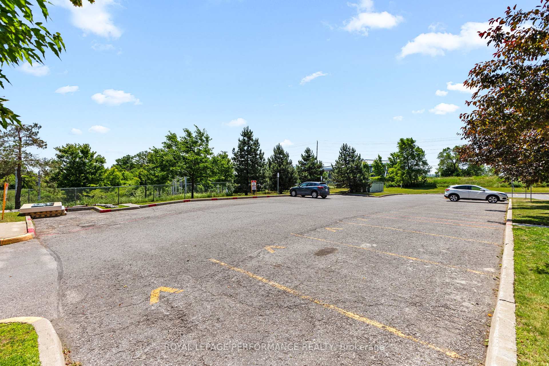 Photo 36 of Unit 610, 955 Beauparc Private, Ottawa, Cyrville — HOMEH