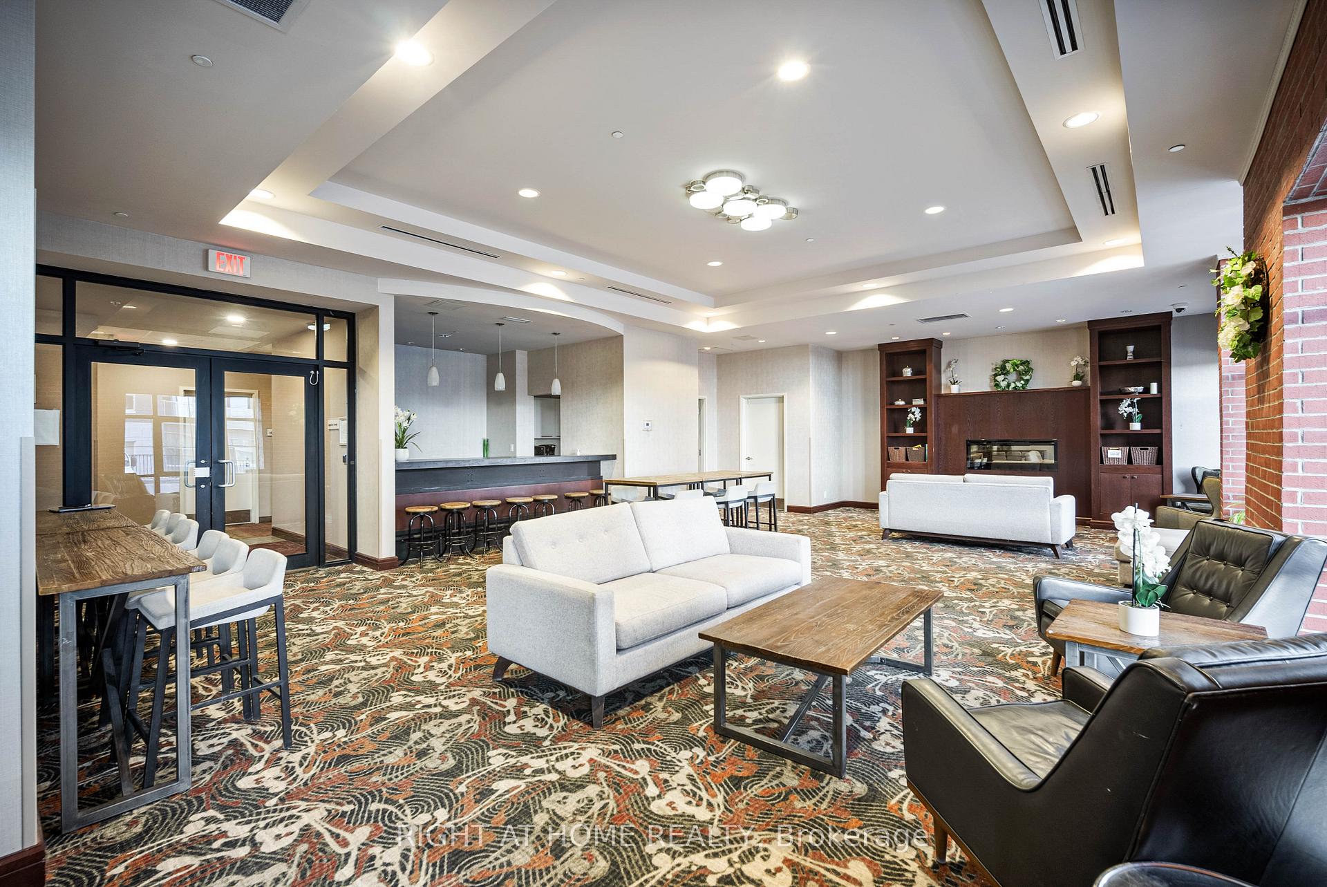 Photo 8 of Unit 911, 555 Anand Private, Ottawa, Riverside Park South — HOMEH