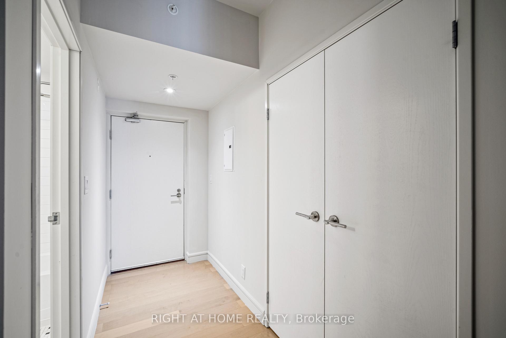 Photo 10 of Unit 911, 555 Anand Private, Ottawa, Riverside Park South — HOMEH