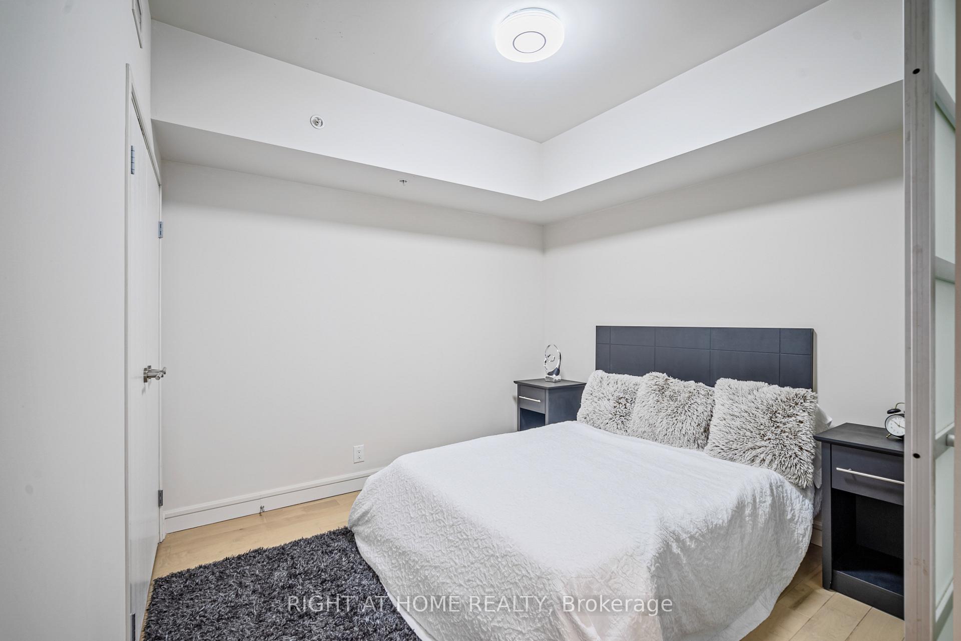 Photo 29 of Unit 911, 555 Anand Private, Ottawa, Riverside Park South — HOMEH