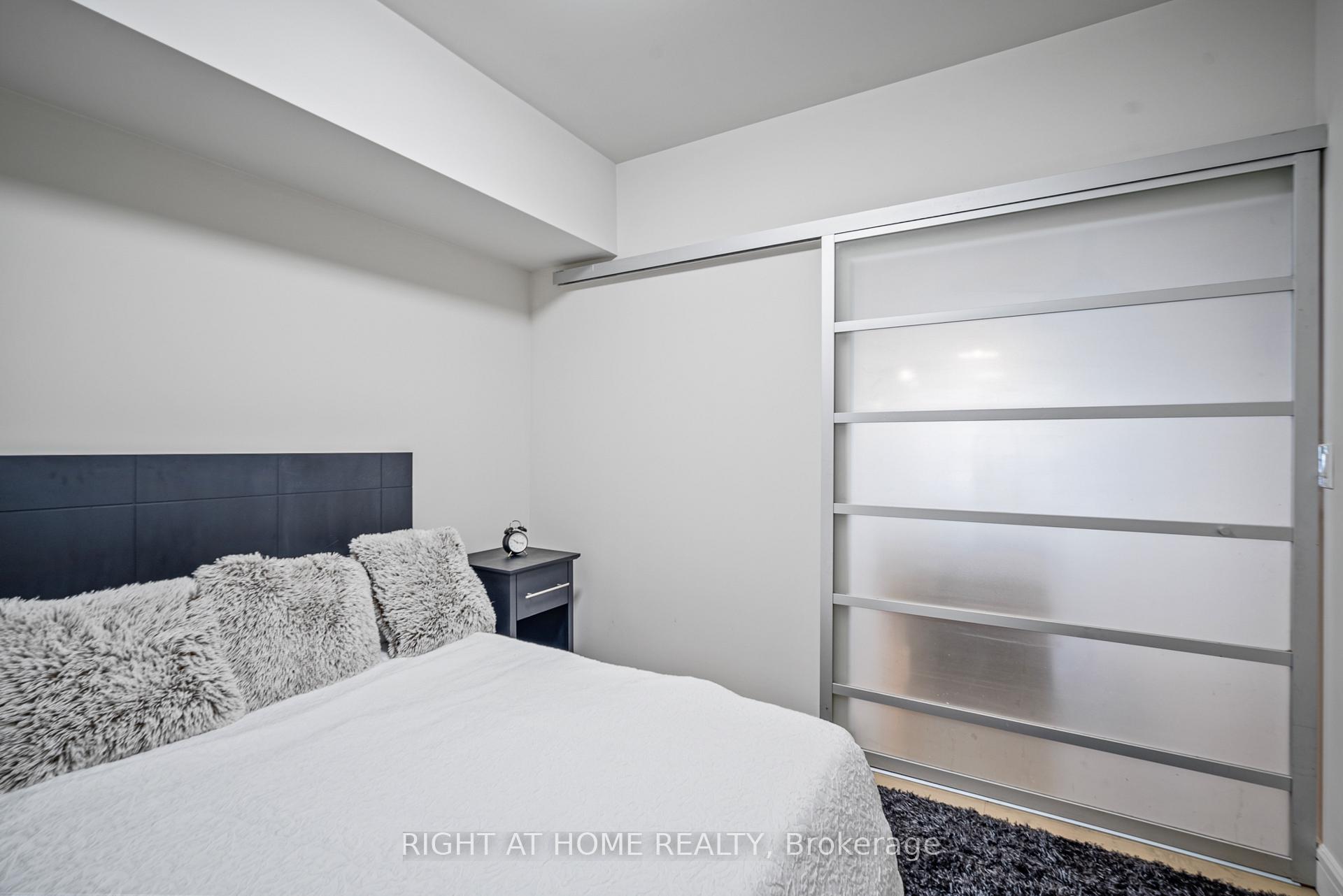 Photo 32 of Unit 911, 555 Anand Private, Ottawa, Riverside Park South — HOMEH