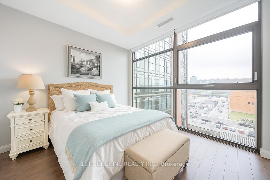 Photo 3 of Unit 1114, 112 King Street E, Hamilton, Central — HOMEH