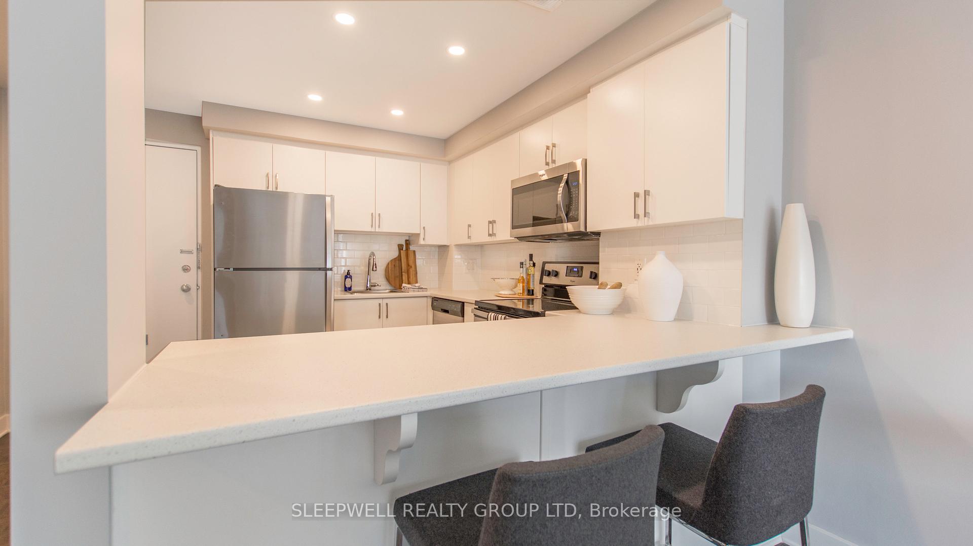 Photo 4 of Unit 703, 420 Gilmour Street, Ottawa, Ottawa Centre — HOMEH