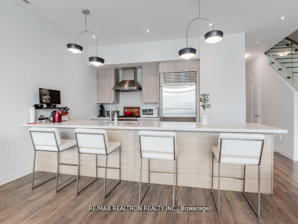 Photo 4 of 3637 Ferretti Court, Innisfil, Rural Innisfil — HOMEH