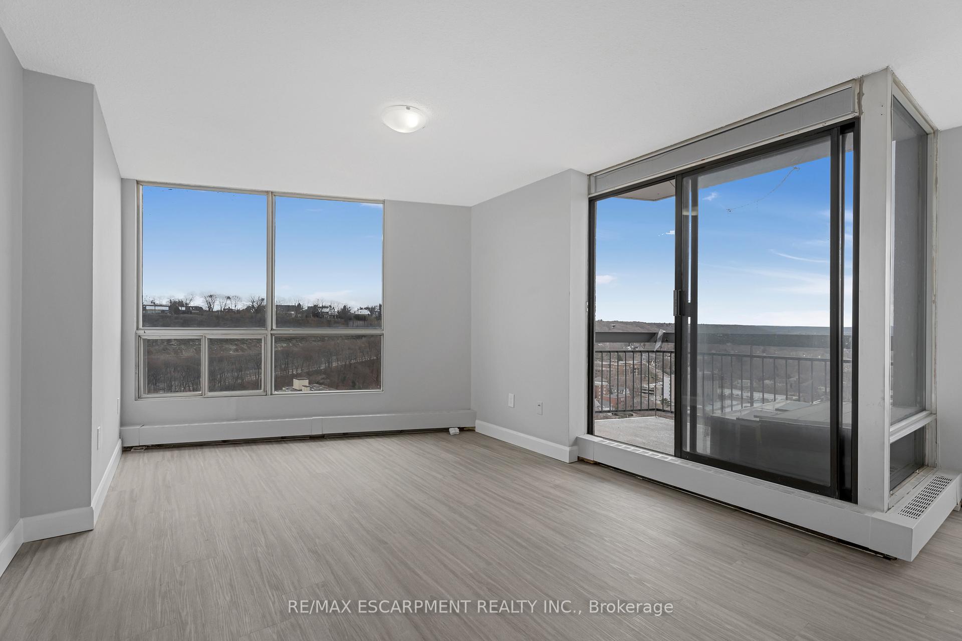 Photo 19 of Unit 3308, 150 Charlton Avenue E, Hamilton, Corktown — HOMEH