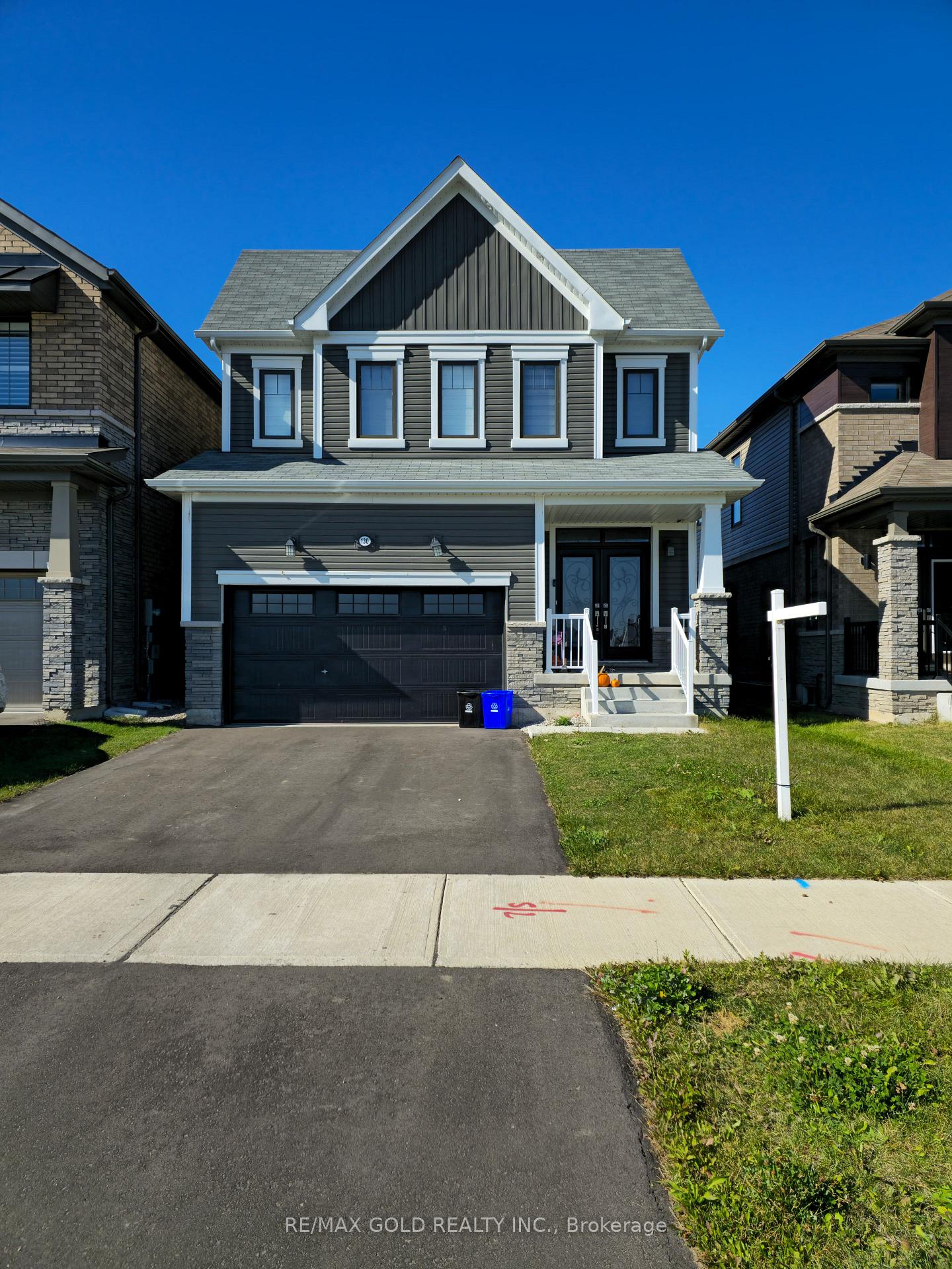 Photo 1 of 130 Whithorn Crescent, Haldimand — HOMEH