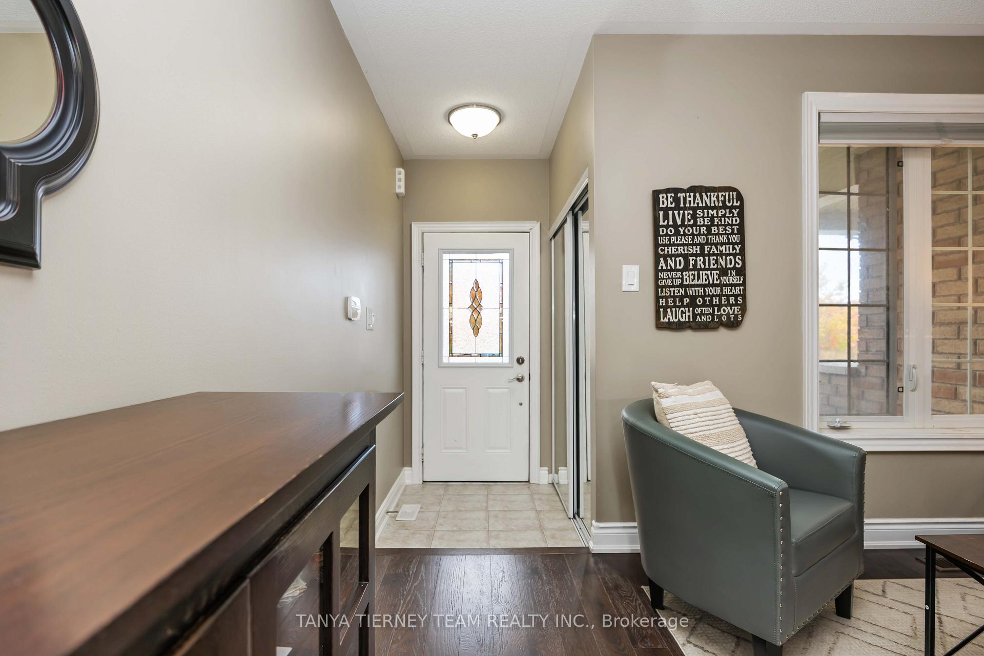 Photo 10 of 152 Shrewsbury Drive, Whitby, Brooklin — HOMEH