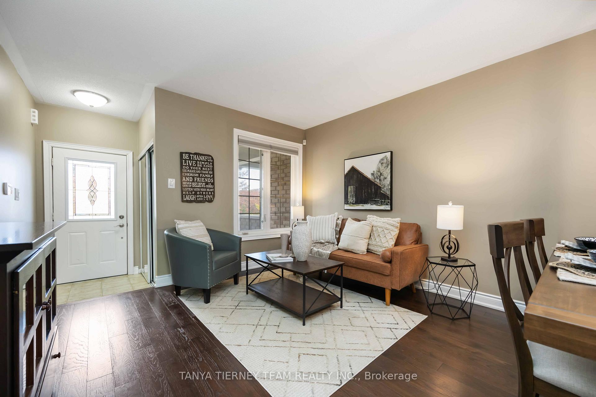 Photo 2 of 152 Shrewsbury Drive, Whitby, Brooklin — HOMEH