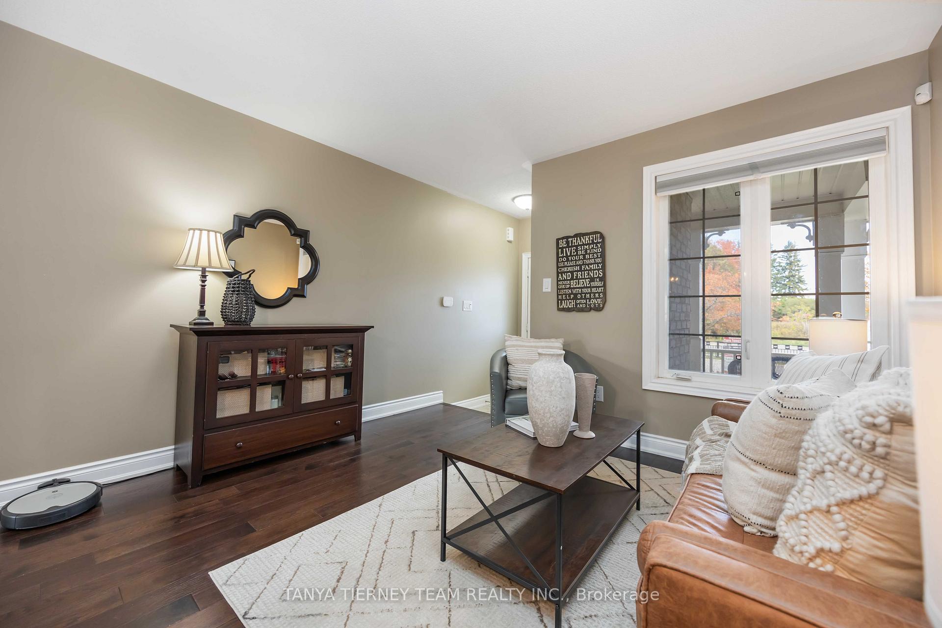 Photo 7 of 152 Shrewsbury Drive, Whitby, Brooklin — HOMEH