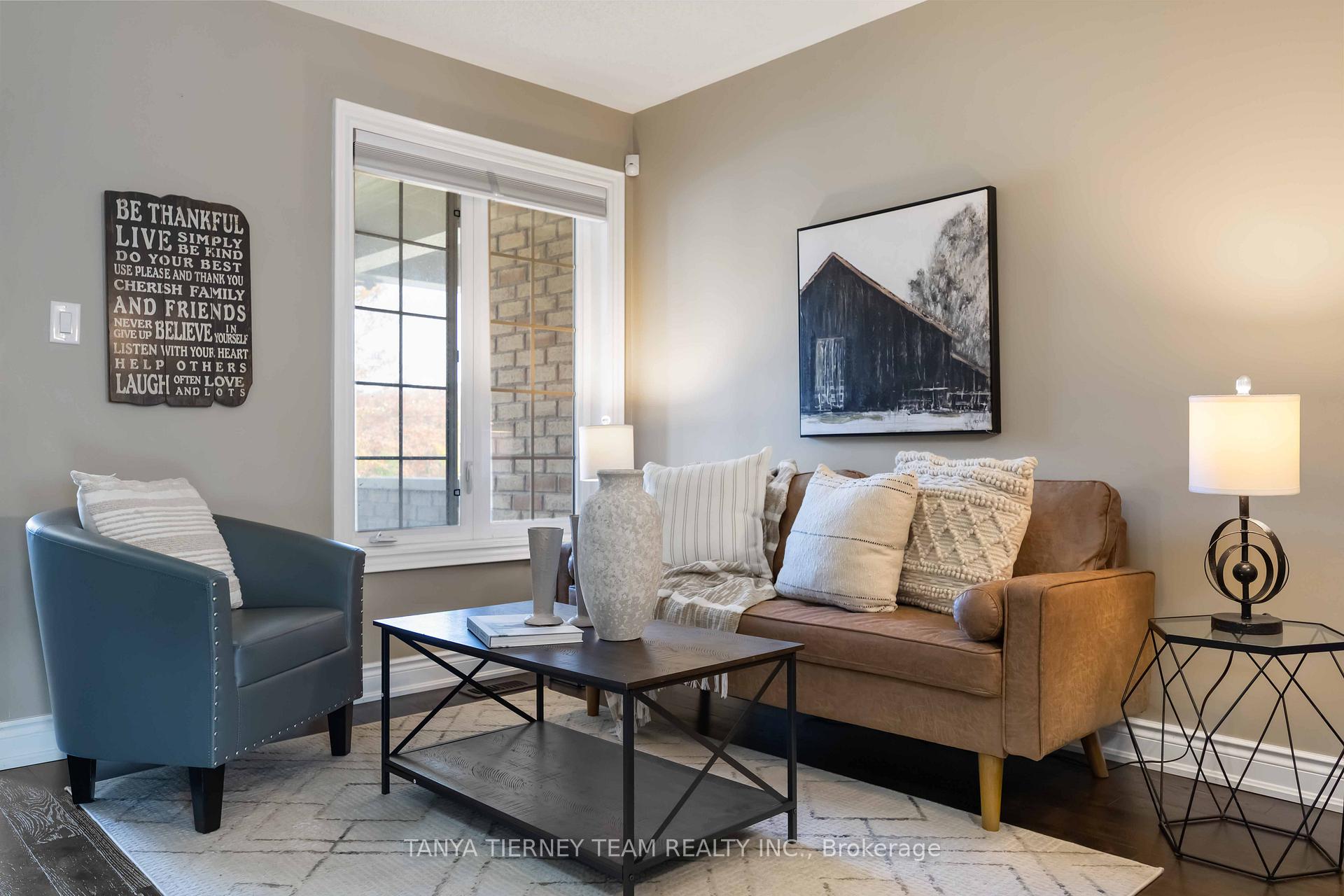 Photo 8 of 152 Shrewsbury Drive, Whitby, Brooklin — HOMEH