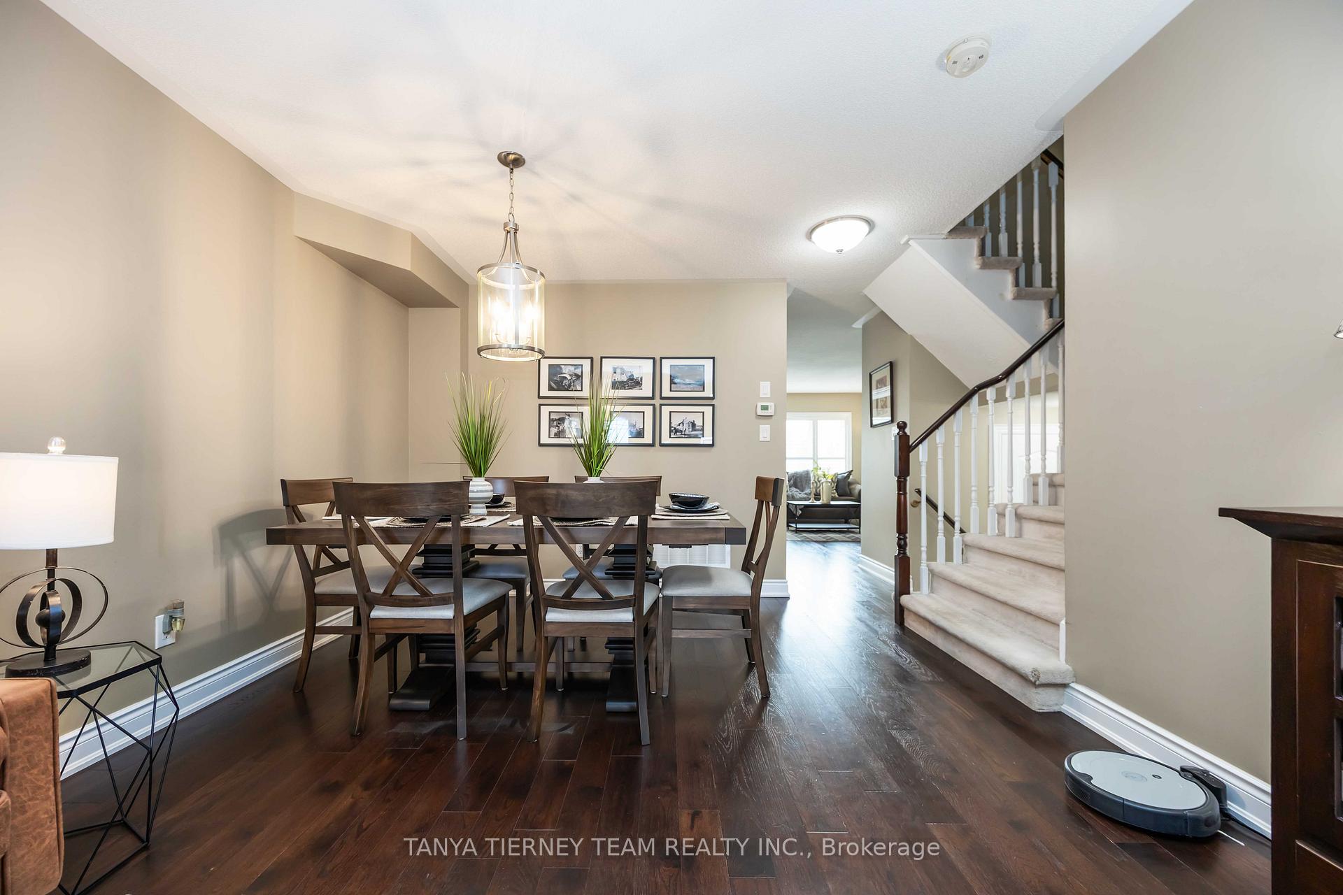 Photo 11 of 152 Shrewsbury Drive, Whitby, Brooklin — HOMEH
