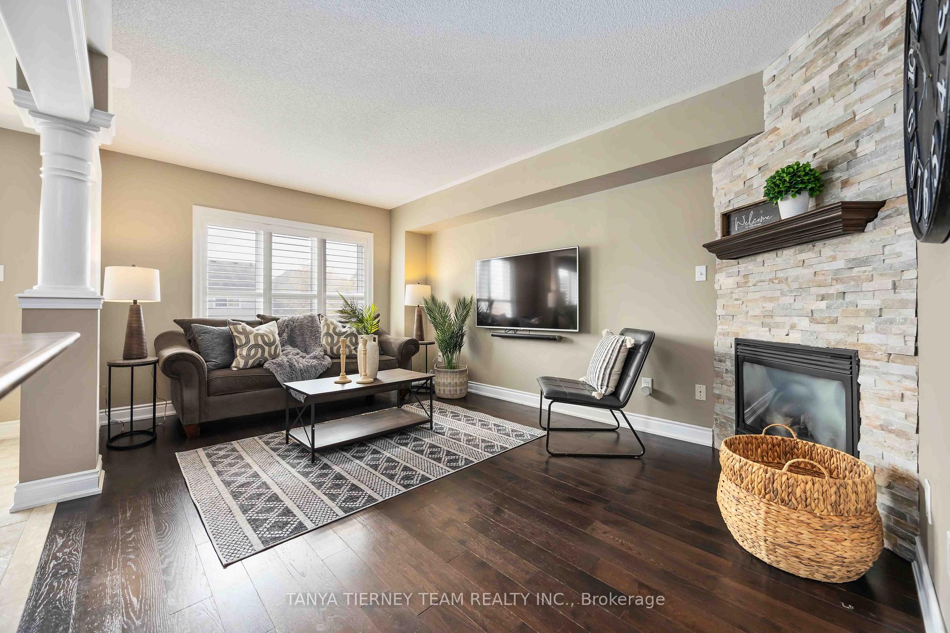 Photo 16 of 152 Shrewsbury Drive, Whitby, Brooklin — HOMEH