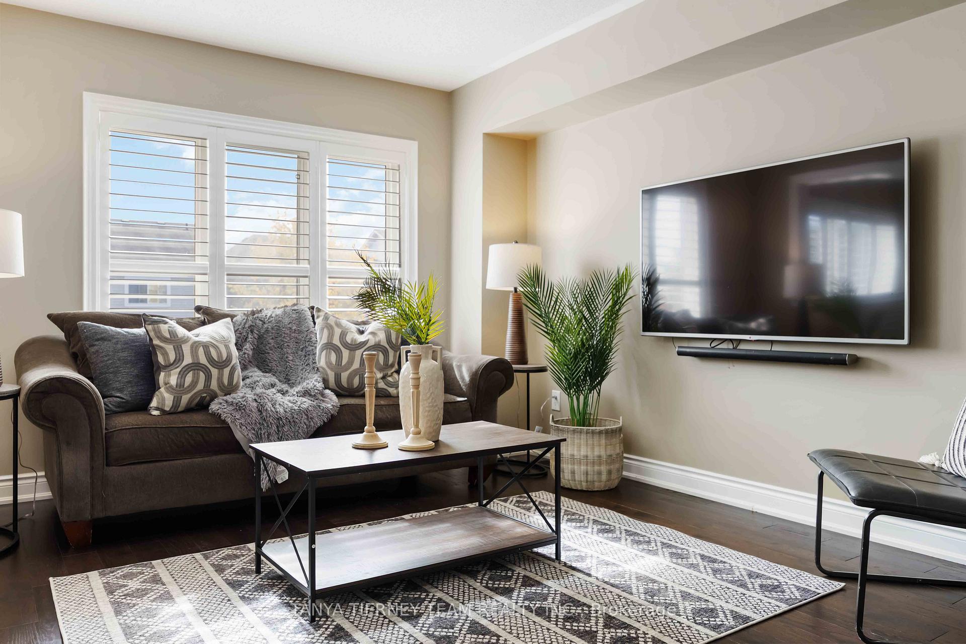Photo 22 of 152 Shrewsbury Drive, Whitby, Brooklin — HOMEH