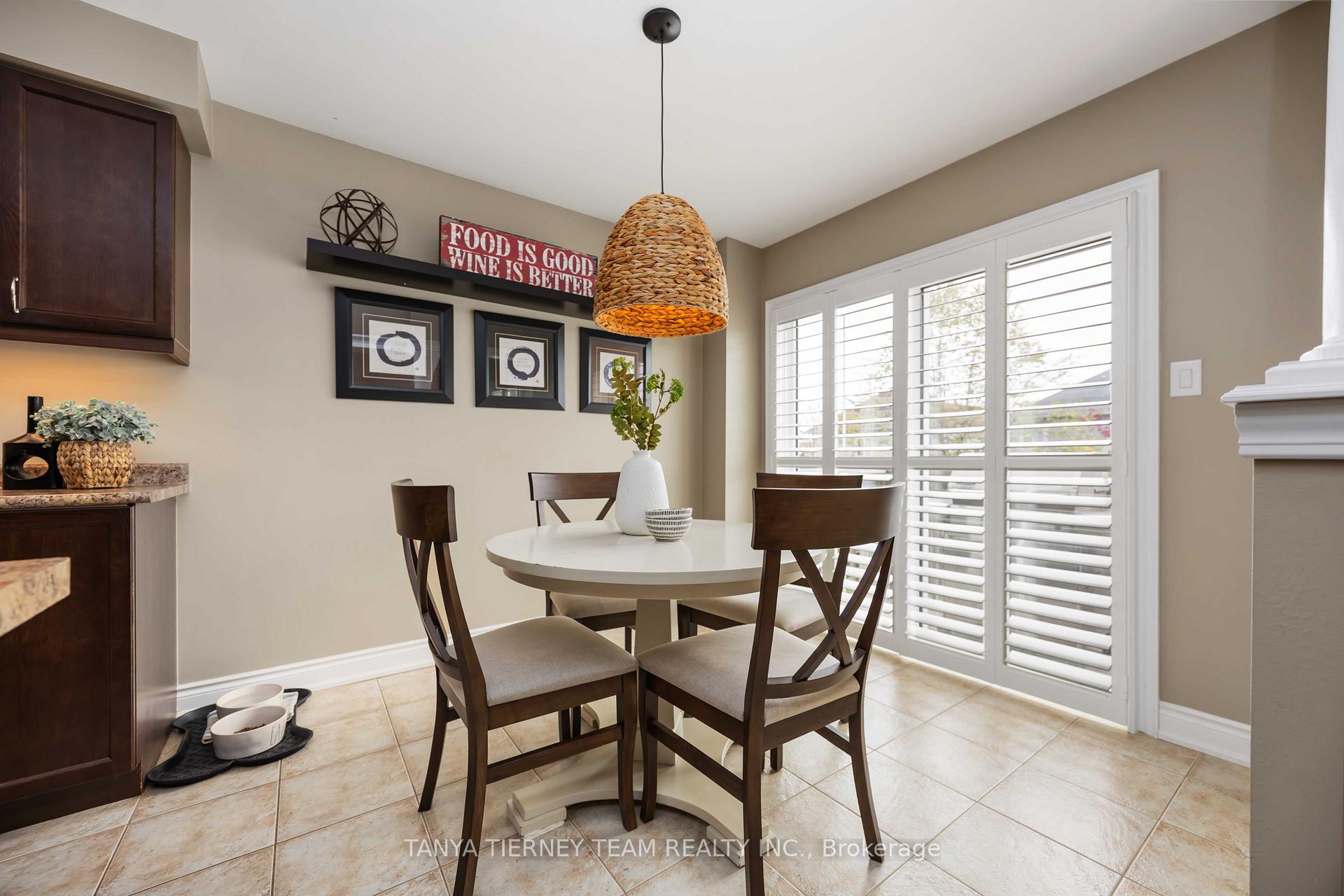 Photo 6 of 152 Shrewsbury Drive, Whitby, Brooklin — HOMEH