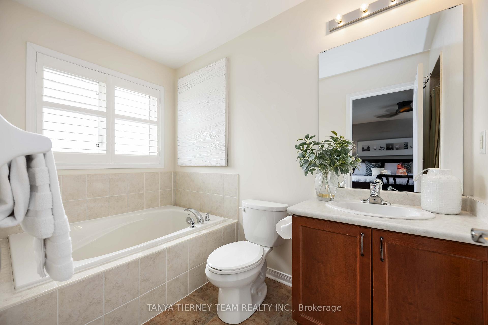 Photo 46 of 152 Shrewsbury Drive, Whitby, Brooklin — HOMEH