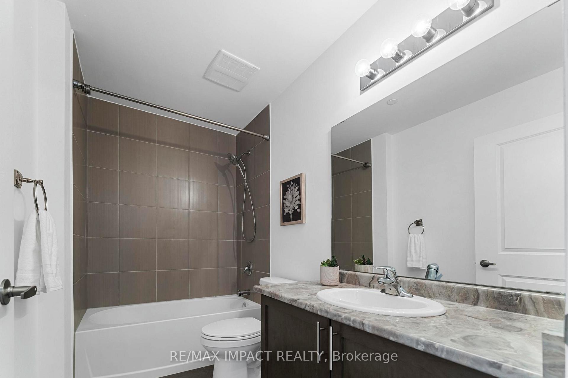 Photo 5 of Unit 325, 125 Shoreview Place, Hamilton, Stoney Creek — HOMEH