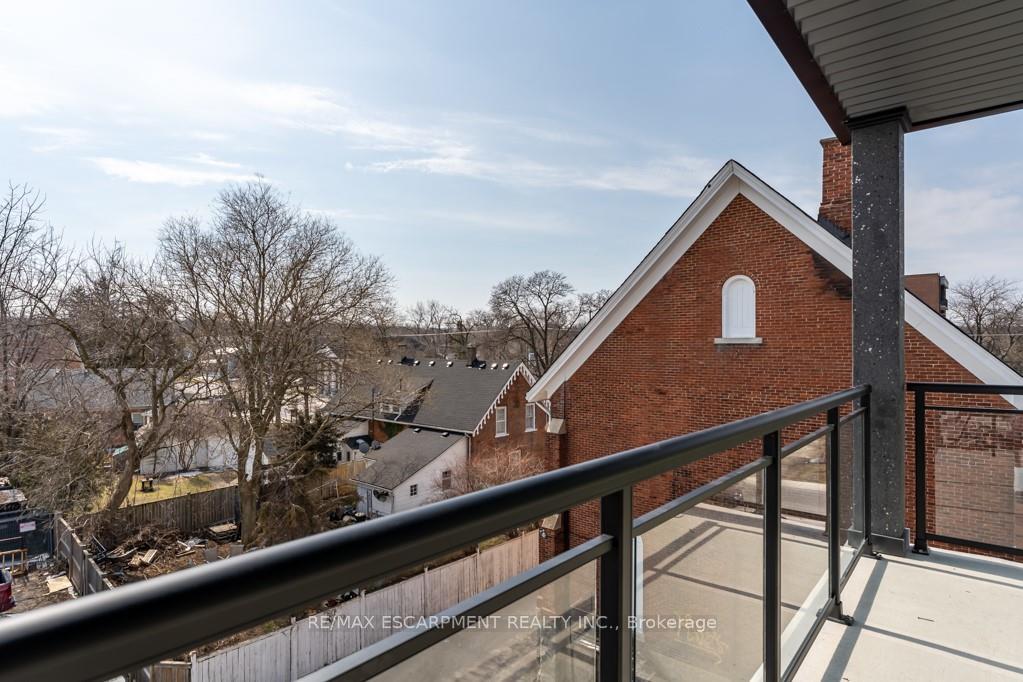 Photo 9 of Unit 506, 5002 King Street, Lincoln, Beamsville — HOMEH