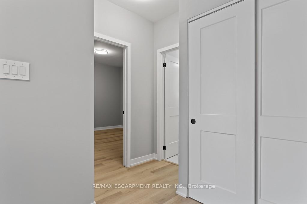 Photo 4 of Unit 506, 5002 King Street, Lincoln, Beamsville — HOMEH