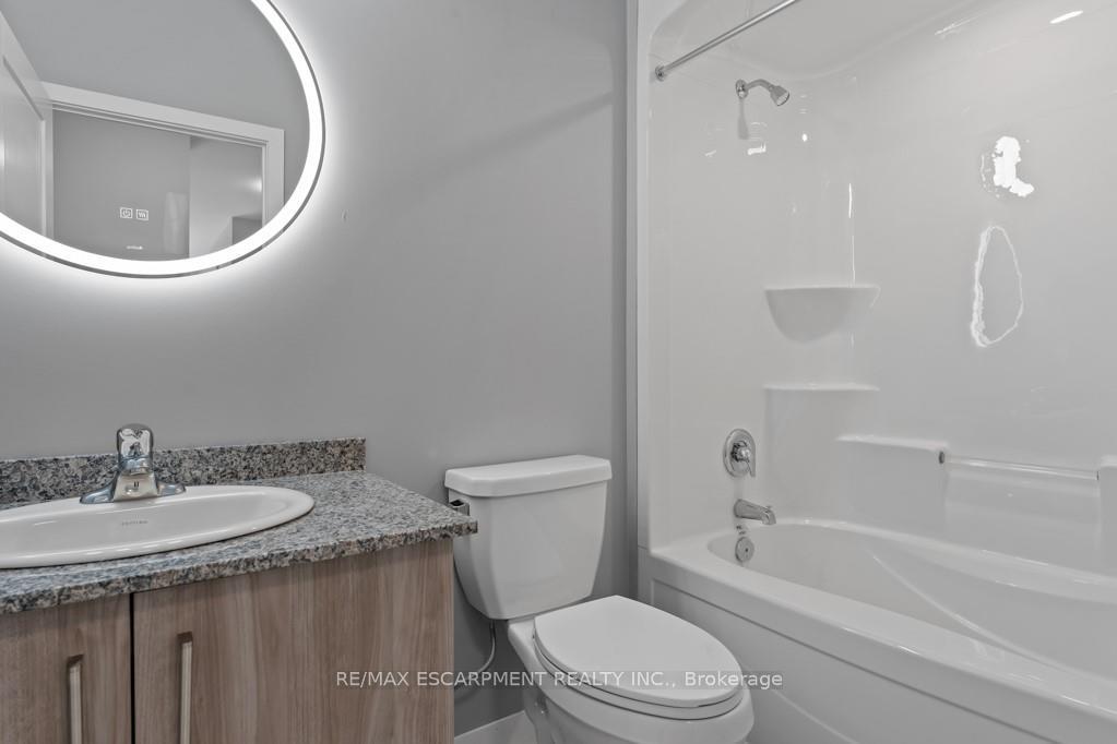 Photo 7 of Unit 506, 5002 King Street, Lincoln, Beamsville — HOMEH