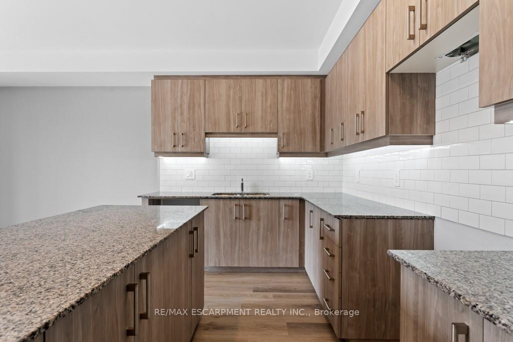 Photo 18 of Unit 506, 5002 King Street, Lincoln, Beamsville — HOMEH
