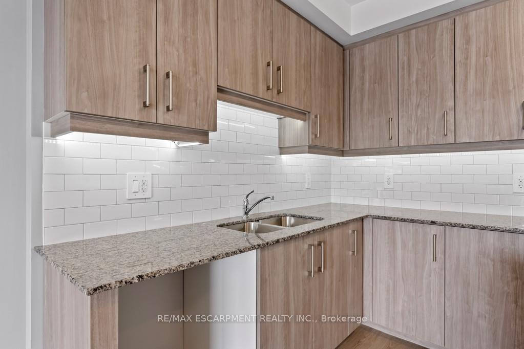 Photo 23 of Unit 506, 5002 King Street, Lincoln, Beamsville — HOMEH