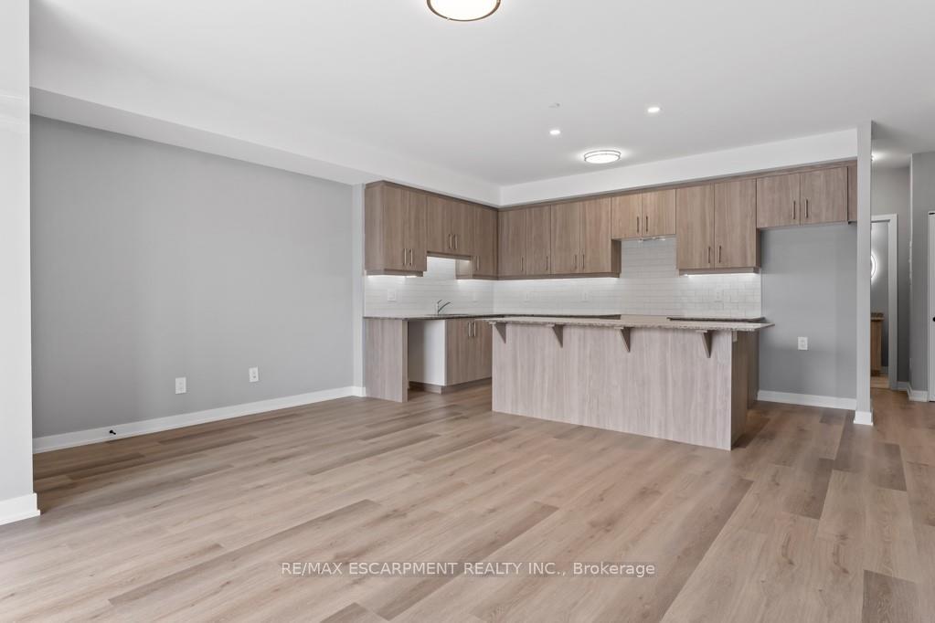 Photo 16 of Unit 506, 5002 King Street, Lincoln, Beamsville — HOMEH