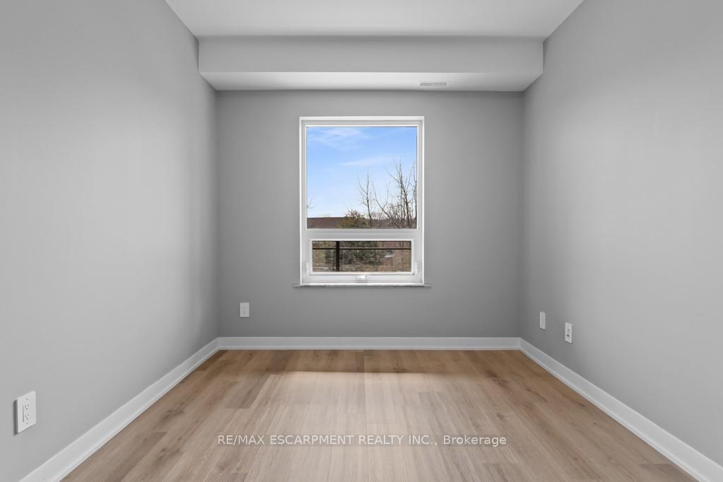 Photo 11 of Unit 506, 5002 King Street, Lincoln, Beamsville — HOMEH