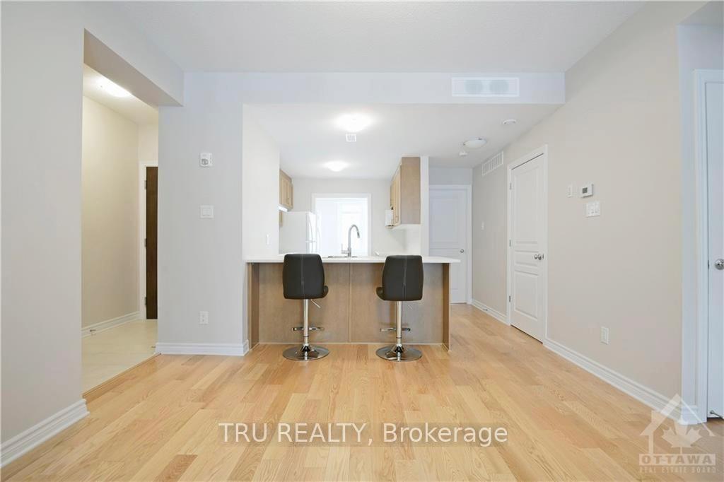 Photo 7 of Unit C, 1020 Beryl Private, Ottawa, Riverside South/Gloucester Glen — HOMEH