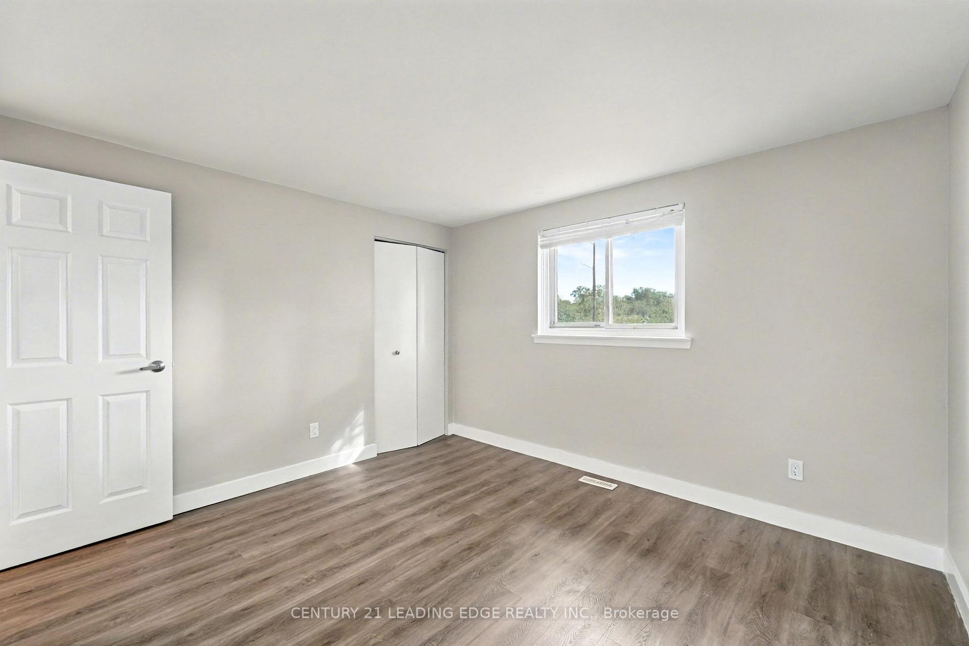 Photo 4 of 171 Phillip Murray Avenue, Oshawa, Lakeview — HOMEH