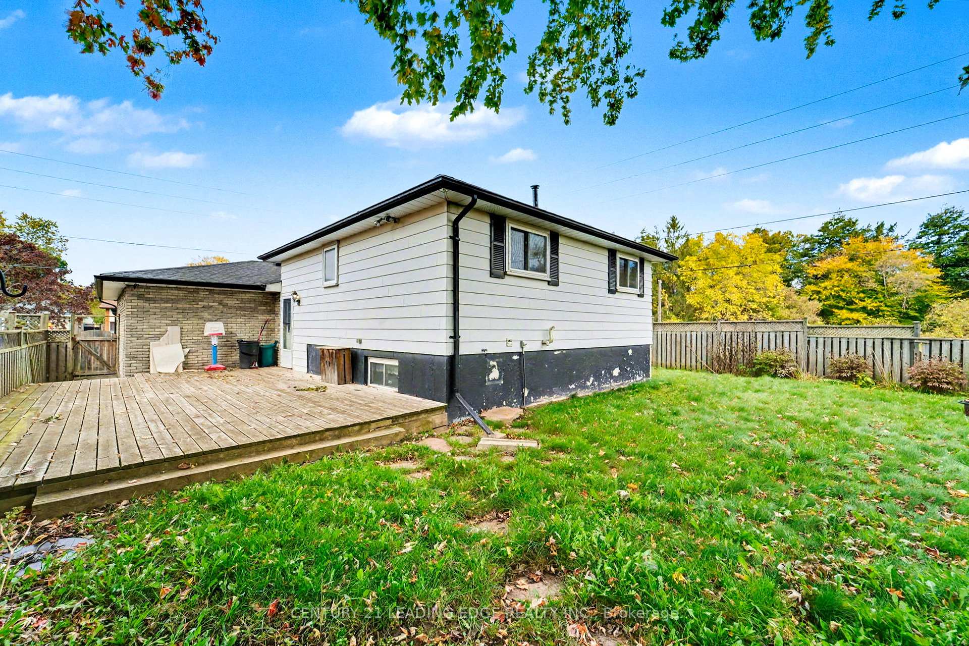 Photo 13 of 171 Phillip Murray Avenue, Oshawa, Lakeview — HOMEH