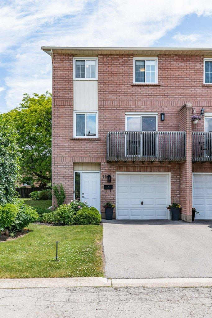 Photo 16 of Unit 19, 29 Heritage Drive, Hamilton, Fruitland — HOMEH