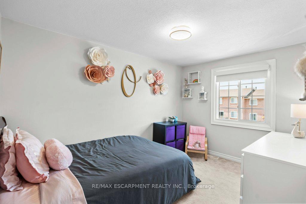 Photo 22 of Unit 19, 29 Heritage Drive, Hamilton, Fruitland — HOMEH