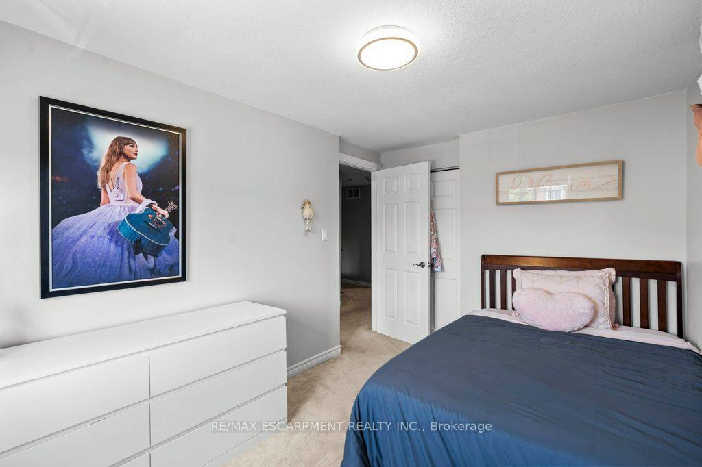 Photo 11 of Unit 19, 29 Heritage Drive, Hamilton, Fruitland — HOMEH