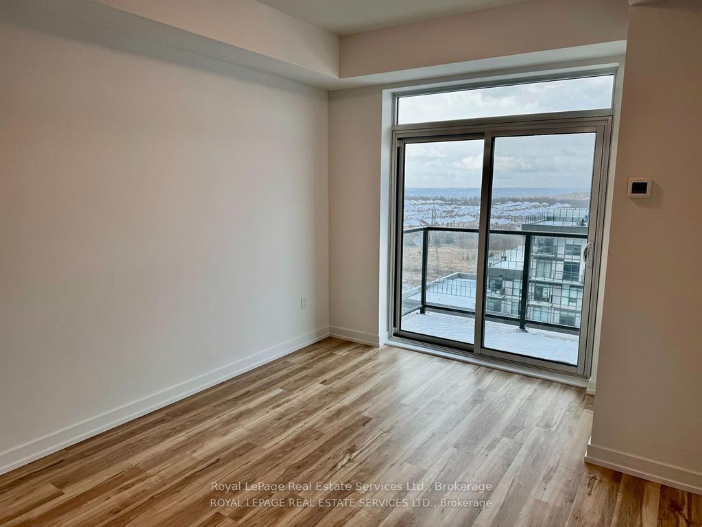 Photo 5 of Unit 1012, 460 Dundas Street E, Hamilton, Waterdown — HOMEH