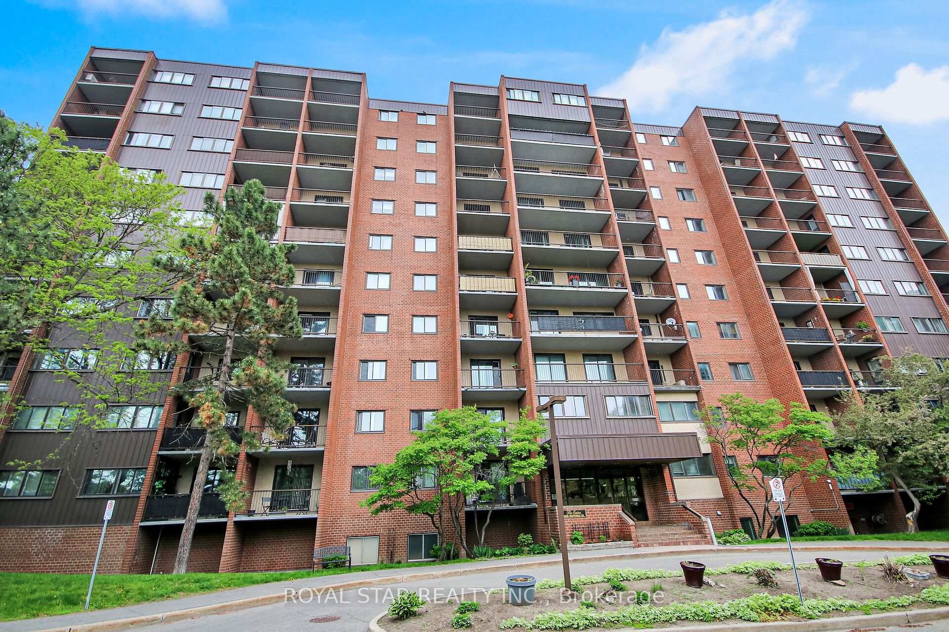 Photo 8 of Unit 207, 2630 Southvale Crescent, Ottawa, Sheffield Glen/Industrial Park — HOMEH