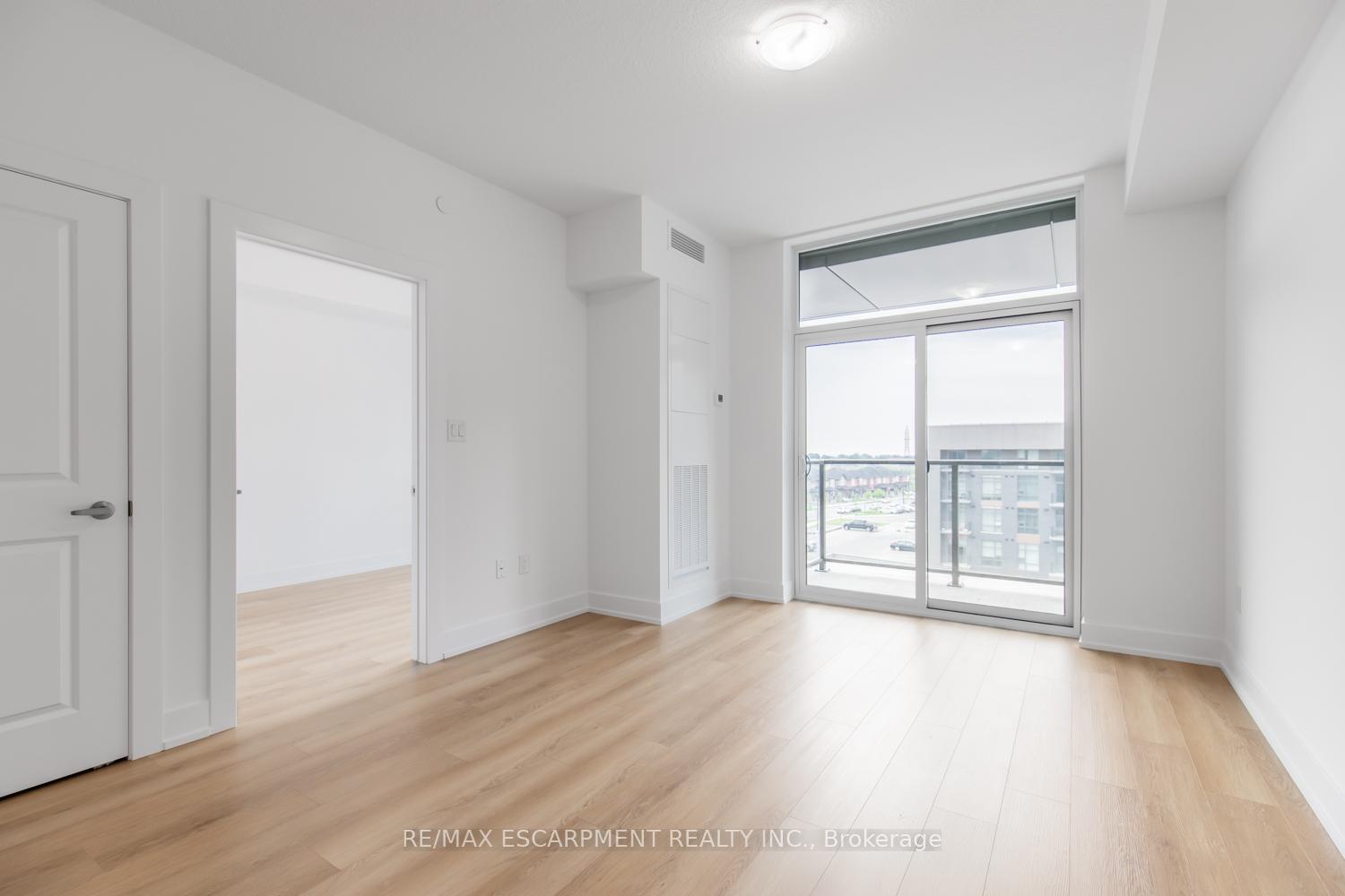 Photo 12 of Unit 424, 470 Dundas Street E, Hamilton, Waterdown — HOMEH