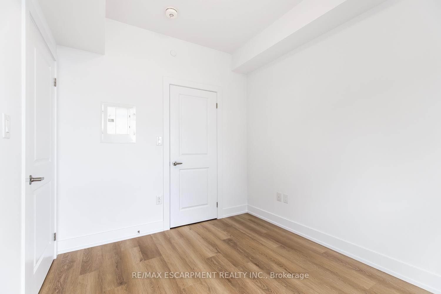 Photo 14 of Unit 424, 470 Dundas Street E, Hamilton, Waterdown — HOMEH