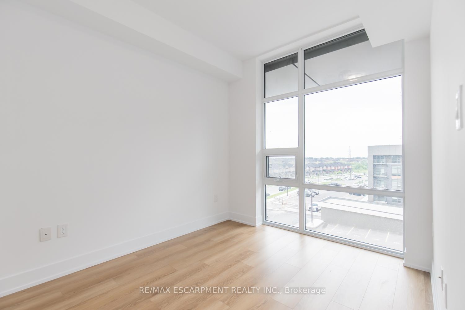 Photo 17 of Unit 424, 470 Dundas Street E, Hamilton, Waterdown — HOMEH